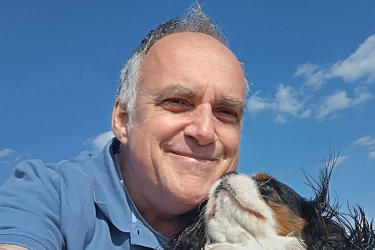 Peter Monadjemi mit Lenny
